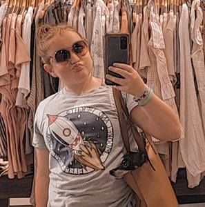 Meet your Posher, Colby